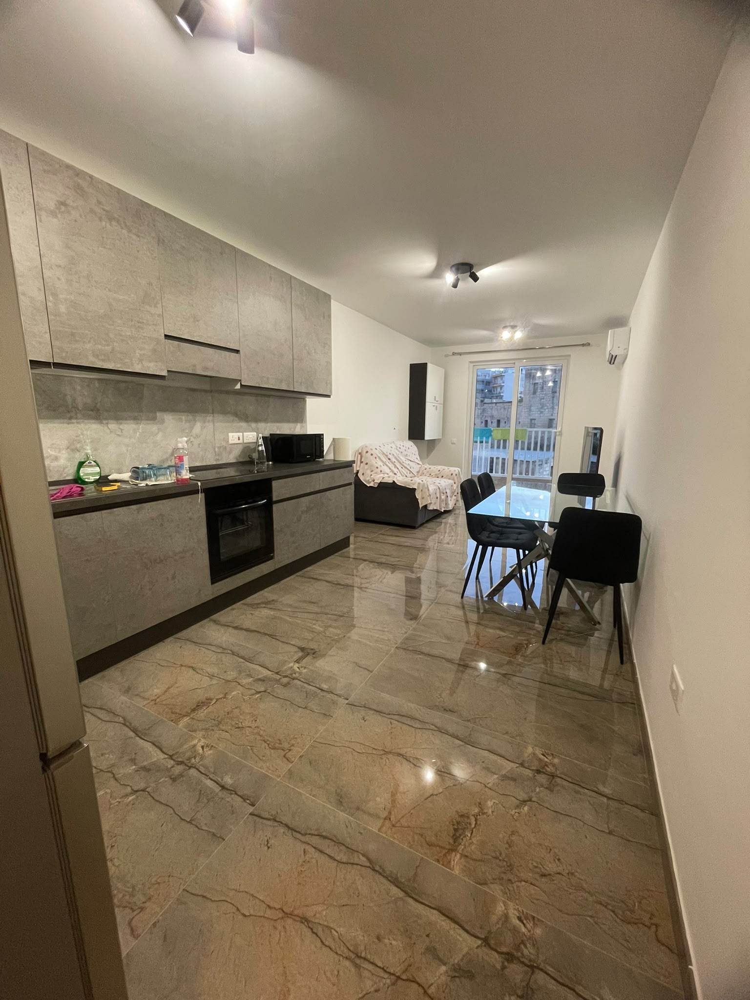 2-bedroom apartment for rent in Msida - photo 2 of 5