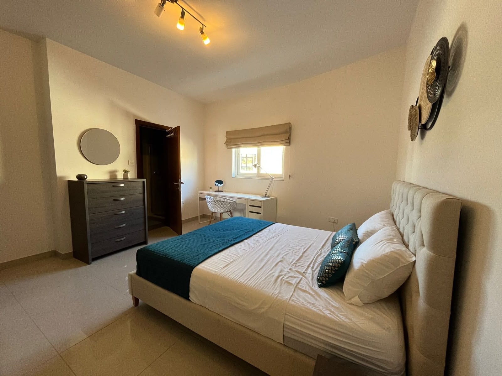3-bedroom apartment for rent in Swieqi - photo 2 of 6