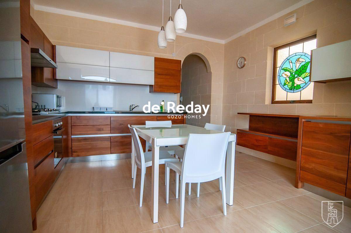 3-bedroom apartment for rent in Nadur - photo 8 of 10