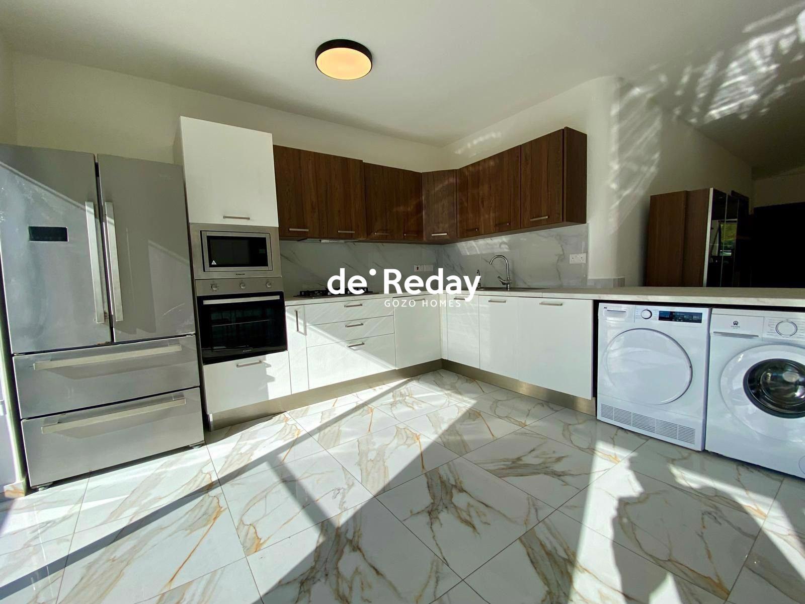 3-bedroom apartment for rent in Victoria - photo 8 of 10