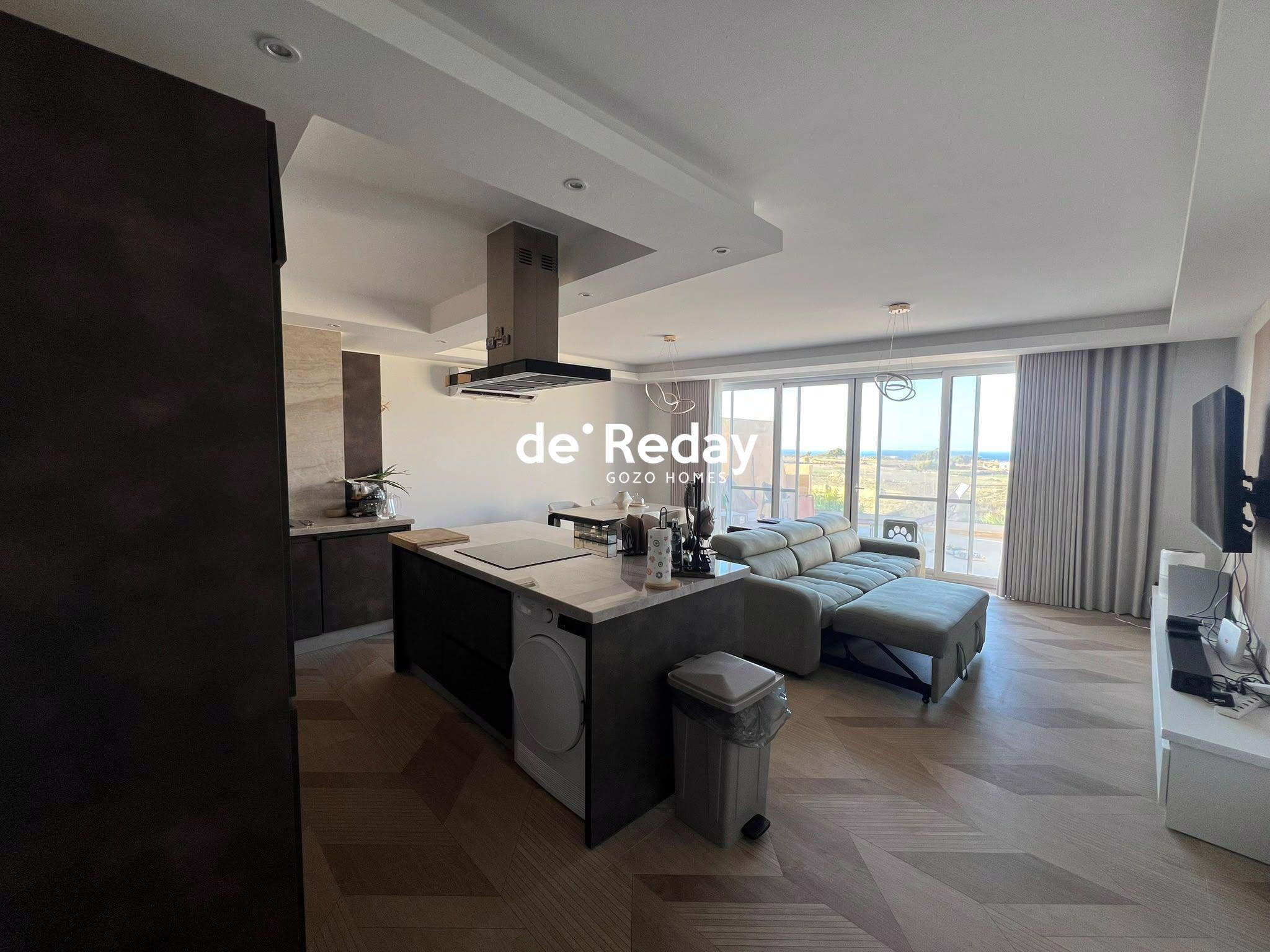 3-bedroom penthouse for rent in Għarb - photo 3 of 10