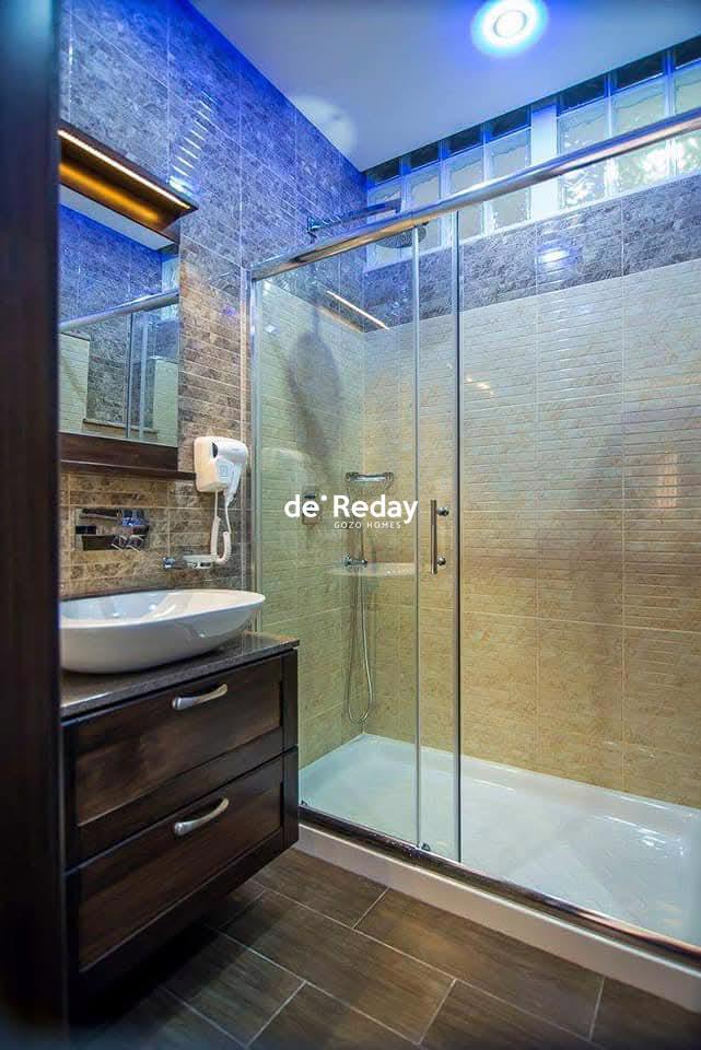 2-bedroom apartment for sale in Victoria - photo 9 of 10