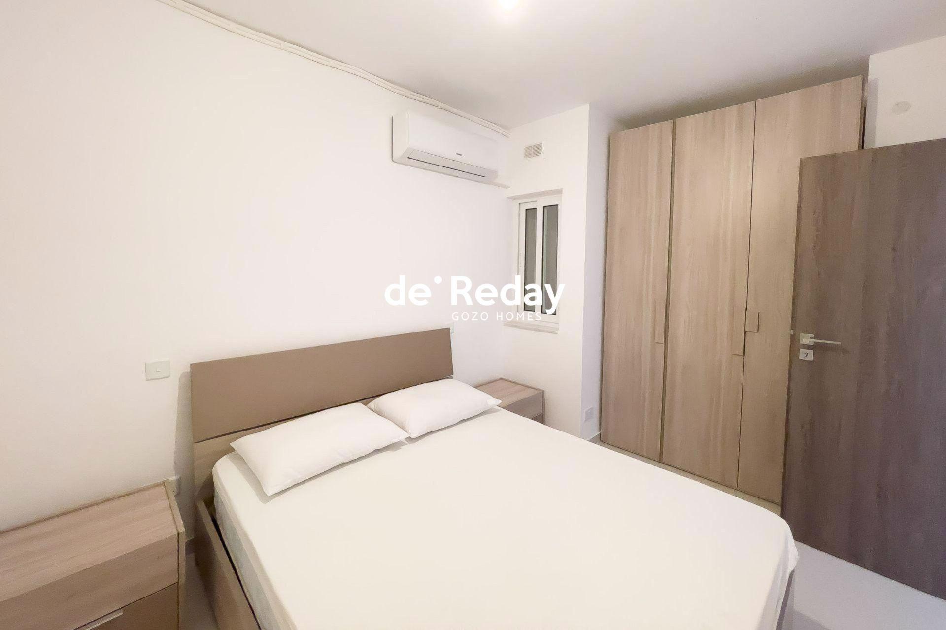 1-bedroom apartment for rent in Xagħra - photo 2 of 4