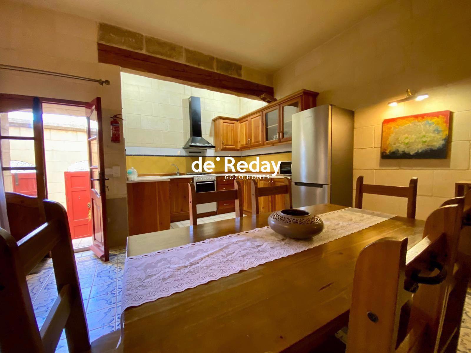 3-bedroom townhouse for rent in Xewkija - photo 3 of 10