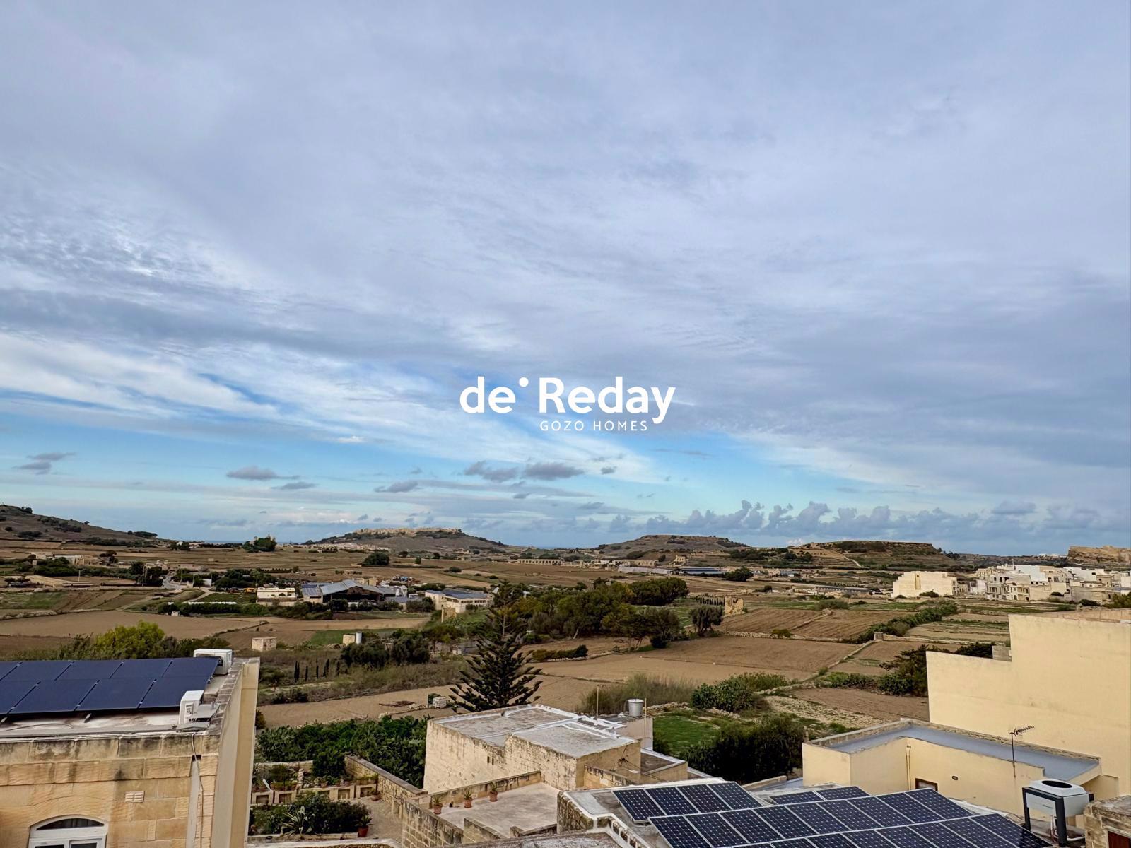 3-bedroom penthouse for rent in Santa Luċija - photo 2 of 10