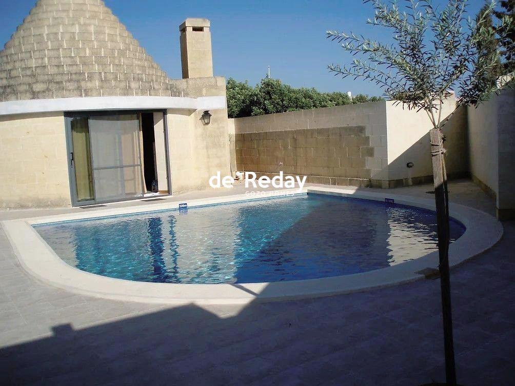 2-bedroom bungalow for rent in Xewkija - photo 2 of 10