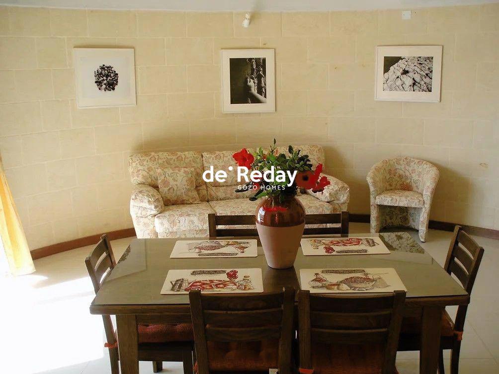 2-bedroom bungalow for rent in Xewkija - photo 9 of 10