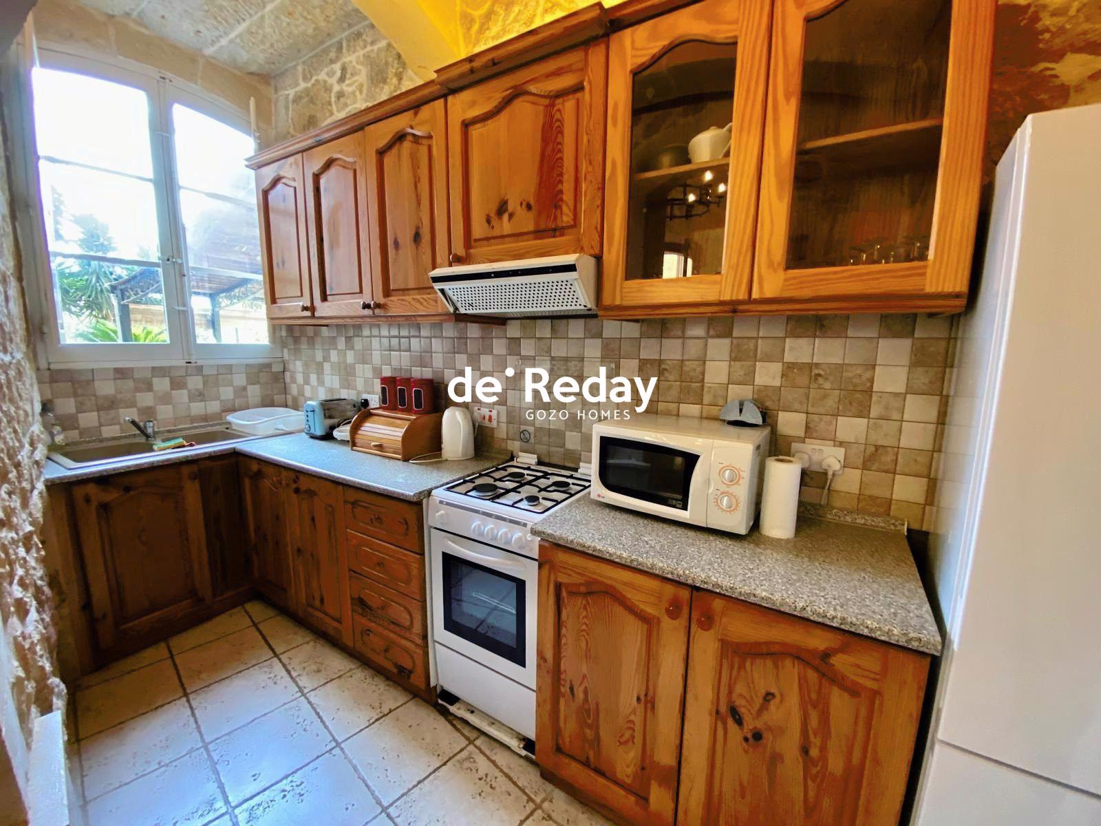 4-bedroom townhouse for rent in Xewkija - photo 4 of 10