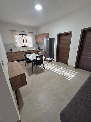 2-bedroom apartment for rent in Fontana - photo 1 of 10