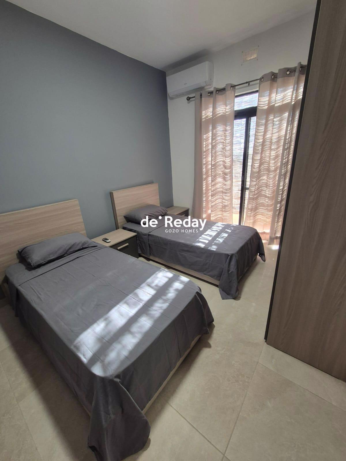 2-bedroom apartment for rent in Fontana - photo 8 of 10