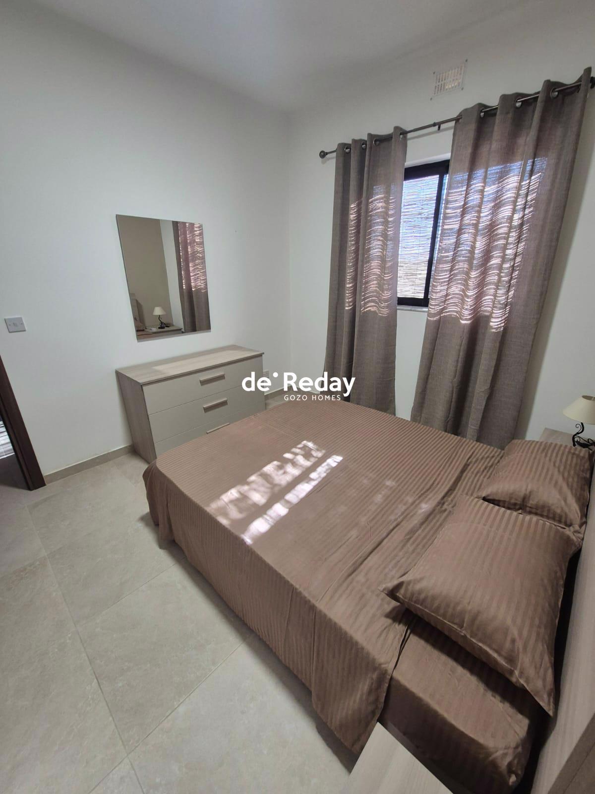 2-bedroom apartment for rent in Fontana - photo 9 of 10