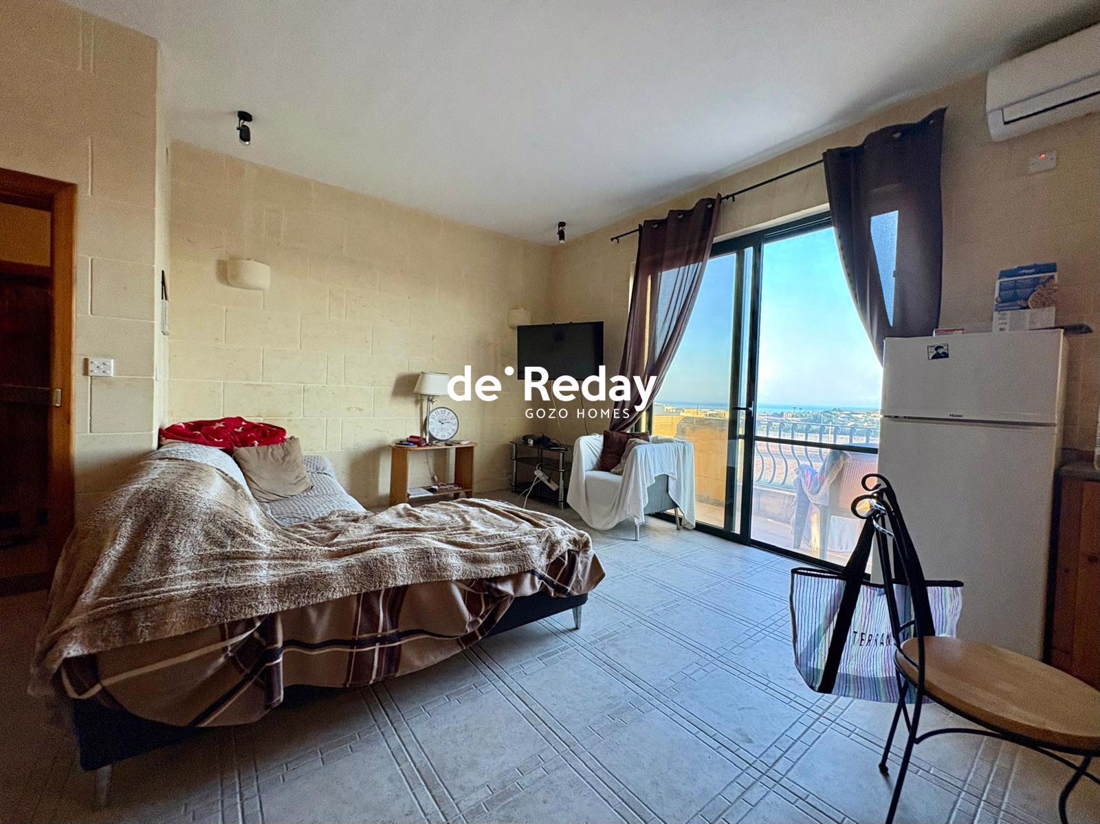 3-bedroom apartment for rent in Għajnsielem - photo 4 of 6